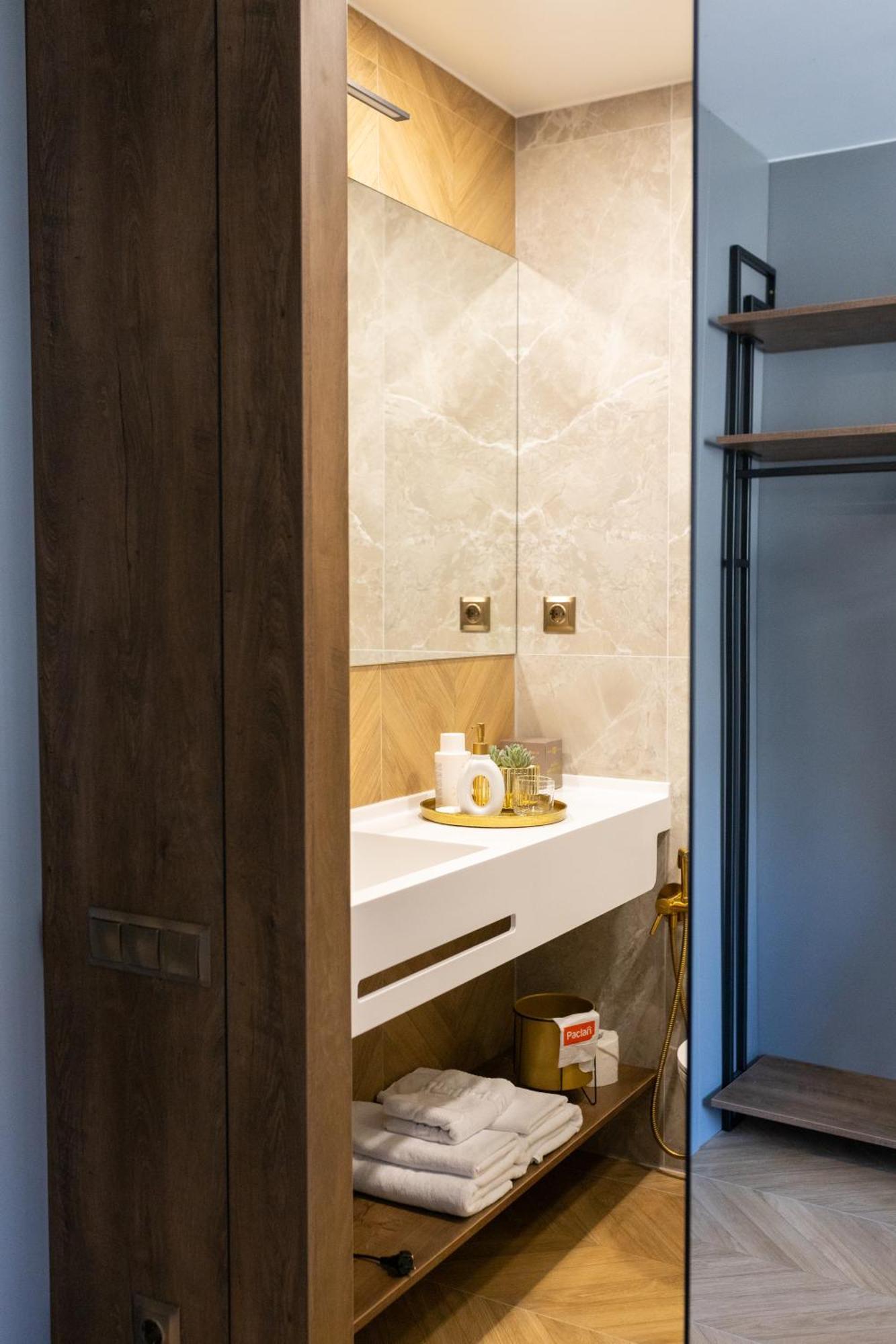 Four Sisters Luxury Rooms In Siauliai Exterior photo